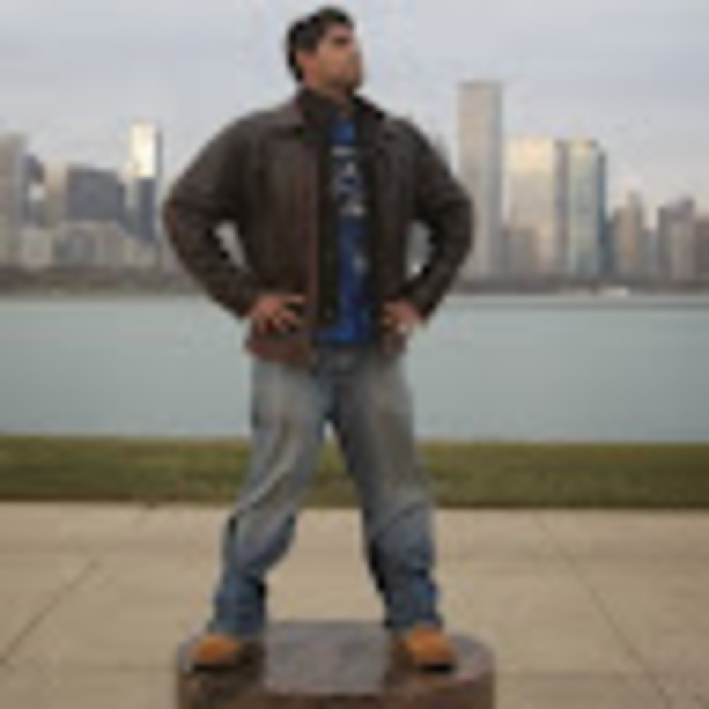 Meet your Posher, Adil